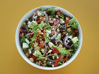 11. Au Bon Pain: Vegetarian Deluxe Salad
